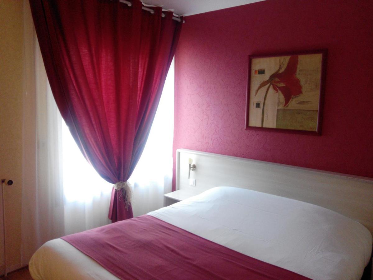 Feurs Hotel Etesia מראה חיצוני תמונה
