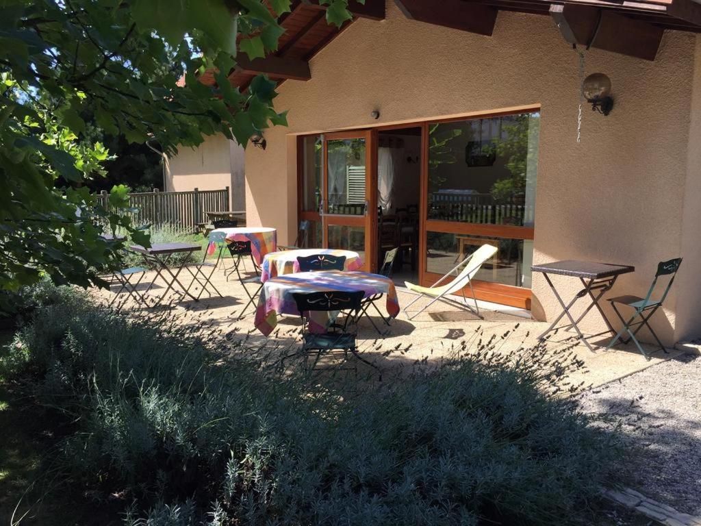 Feurs Hotel Etesia מראה חיצוני תמונה